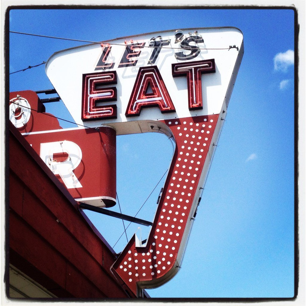 BrooklynPatrick's tweet photo. Let’s Eat! https://t.co/GZBnXiniyx https://t.co/4RG3STkr0y