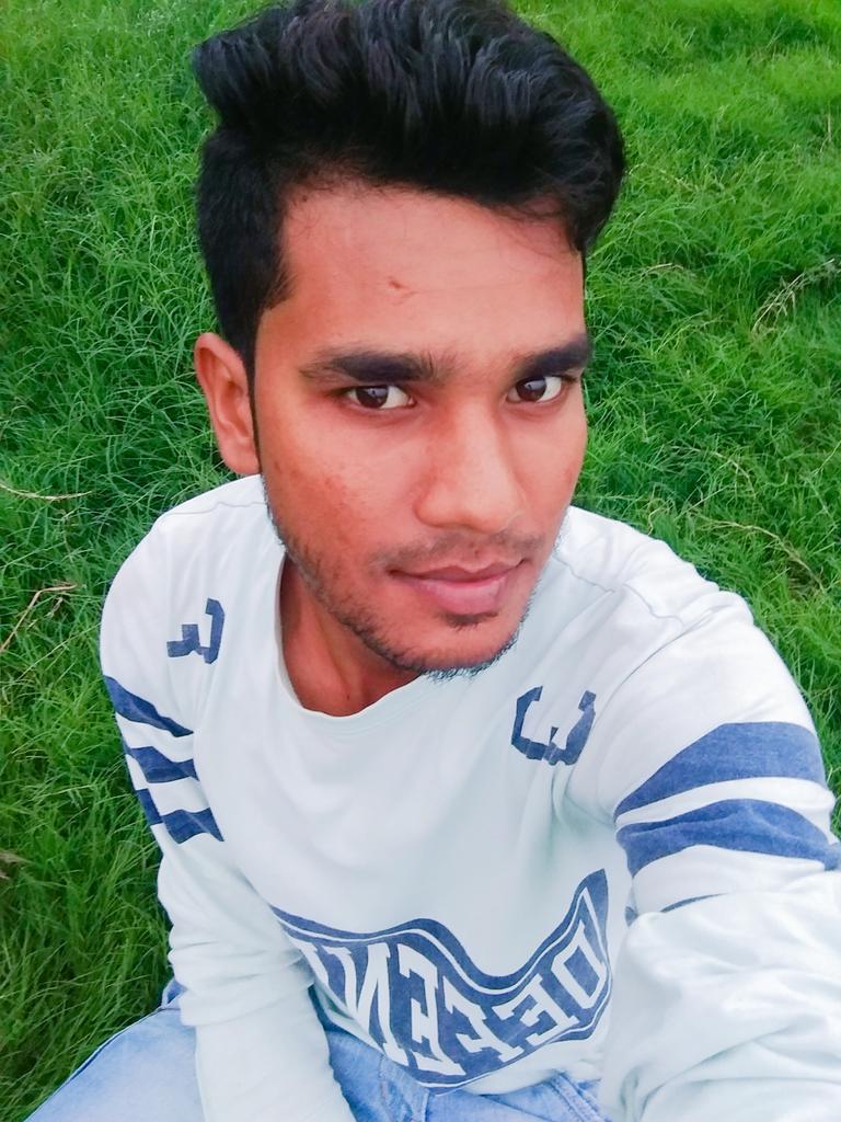 chandankumar050 tweet picture