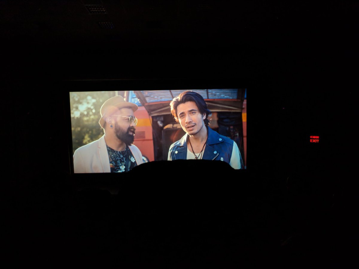 ziatalks's tweet photo. @AliZafarsays  TEEFA IN TROUBLE has surly set new benchmarks for the Pakistani cinemas.
10/10 entertainment. faisa lqureshi made it more fun. Overall Loved every bit. https://t.co/aF4hzprCRH