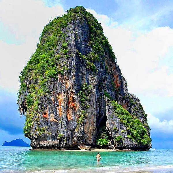 BliznyukEd's tweet photo. Thailand https://t.co/Mjlny5qfOD