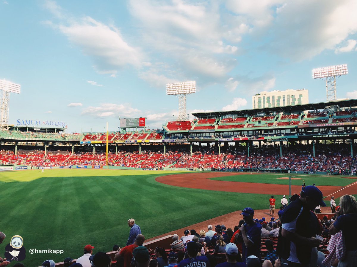 hamikapp's tweet photo. Our home city - Boston. In a dorm room at Boston College, Hamik was born. We have spent many nights at Fenway and downtown and are excited to share our lovely city with Hamik users. Download the Hamik App and see what makes our city so special!
#HamikApp #Hamik #Boston #redsox https://t.co/291LAAvszf