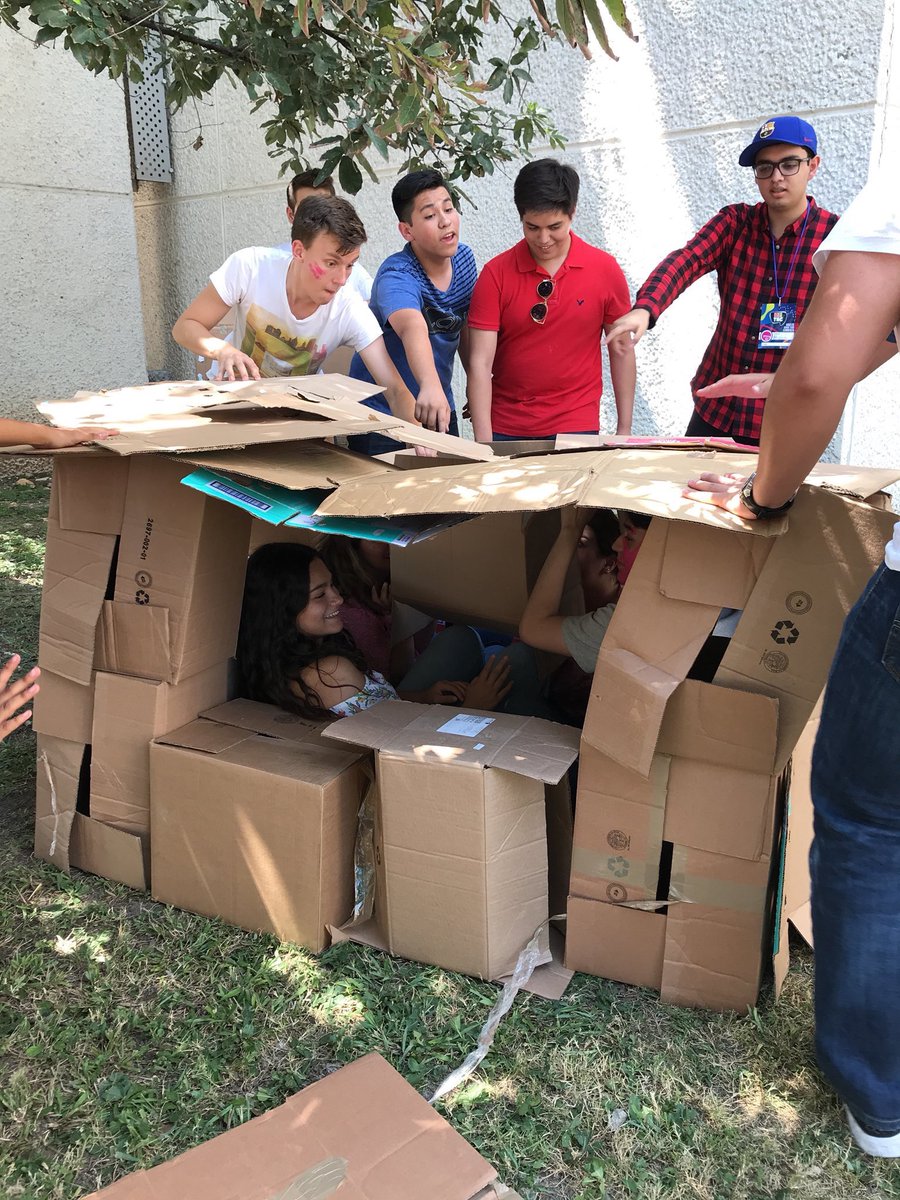 soyMargarlto's tweet photo. qeu umildes qeu barbaros qeu consientes @TecdeMonterrey https://t.co/zNQQprKsZq