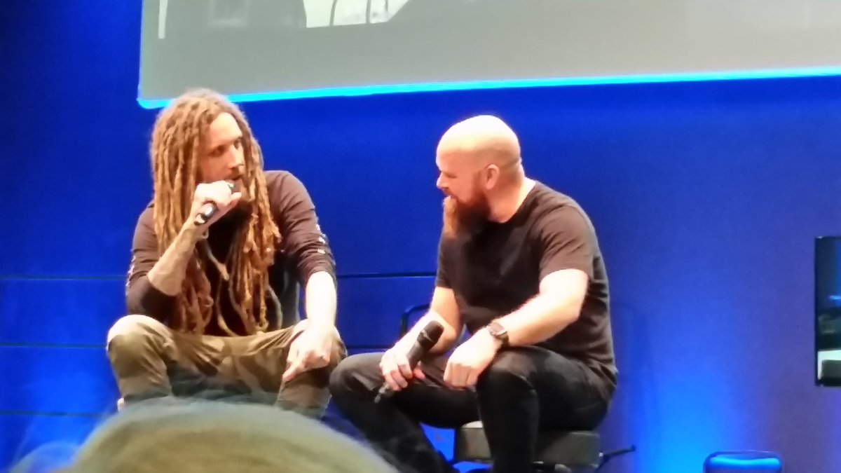 AeronJackal's tweet photo. Got to meet... and HUG.... Brian Welch!!

Highlight of my year so far!! https://t.co/2HIAy579mi