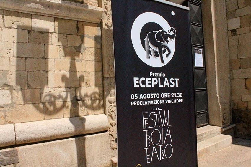 Non mancate alla #premiazione del CONCORSO <a href="/EceplastS/">Eceplast - Sustainable Packaging Innovators</a> 2018 in Piazza Cattedrale dalle ore 21:30 😍

La giuria del #TroiaTeatro18 svelerà a tutti noi lo spettacolo vincitore della XIII edizione, dedicata all' ESPERIRE

SEGUITE la diretta sui social ufficiali del Festival! 💞