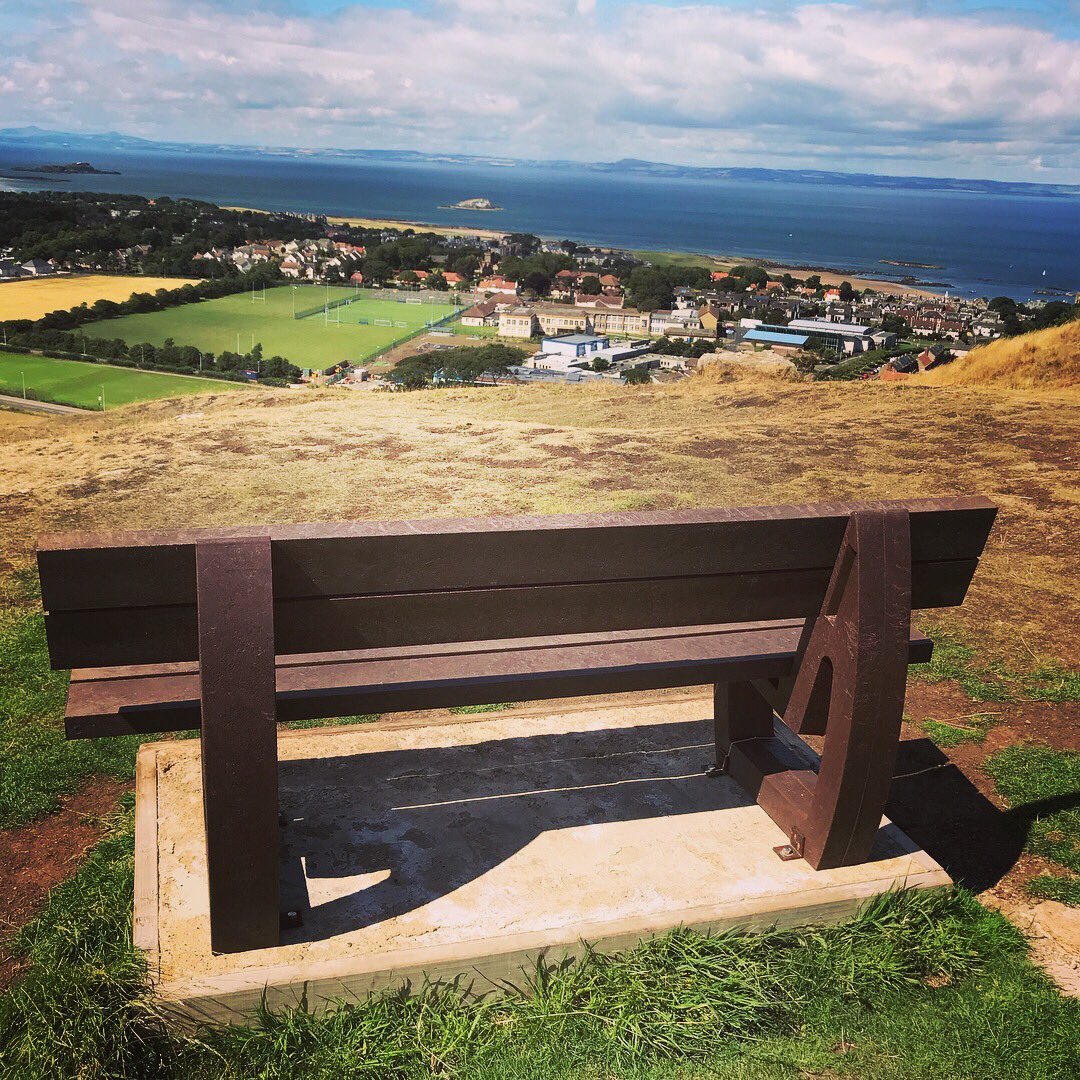 timbrog's tweet photo. Strong contender for the #BestBenchView https://t.co/9IILEDqnzQ