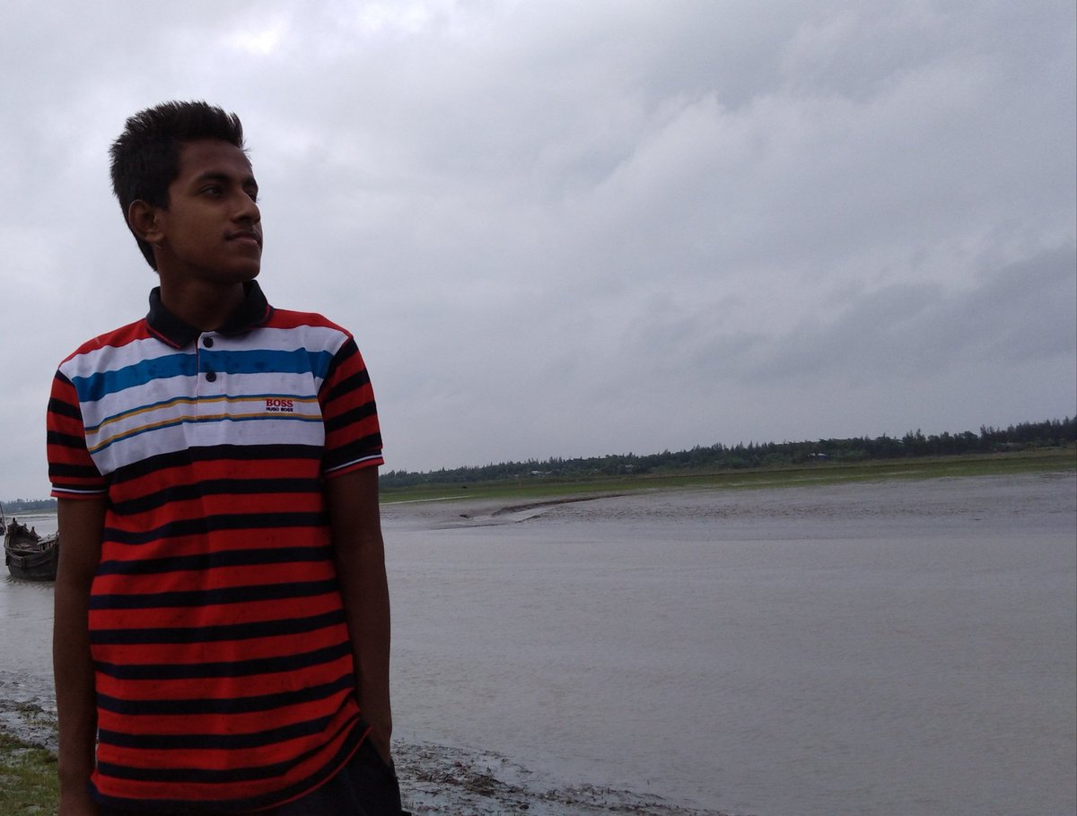 muhutasim's tweet photo. # cool_weather😎
#River_view
#Cloudy_day
#lonely_man https://t.co/4QM2CqUrUG