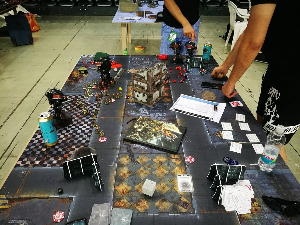 CzWh40k's tweet photo. Gardy už je fakt málo... https://t.co/QXyt37SyJW