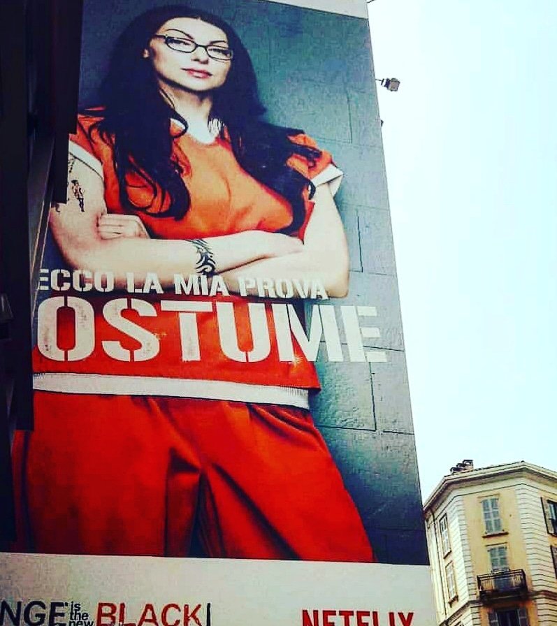 chiara_bazz's tweet photo. Room poster wishlist!😍 Blessed by Vause🙏 @LauraPrepon #OITNB
#Milano #VauseIsBoss #AlexVause #OITNBs6 #lauraprepon #Milano #OITNB6 @OITNB @NetflixIT https://t.co/9ZExH7FRap