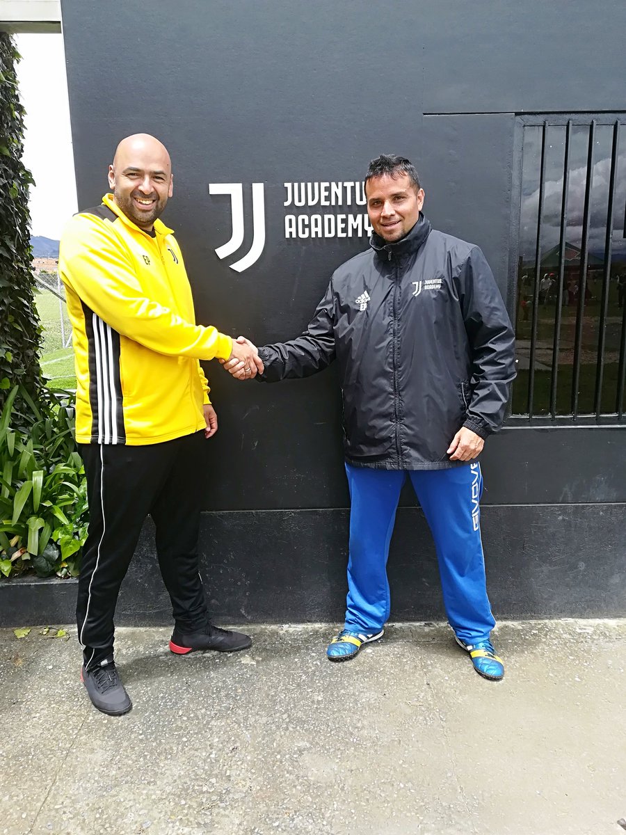 pedroearias's tweet photo. Mi nueva casa en la bendición de Dios. Dedicado a mi familia mi esposa y mi Hijo Mathias. DT Sub 18 oficial Juventus FC Academy Colombia.  #futve #futven #talentovenezolano https://t.co/eakVRfLvYj