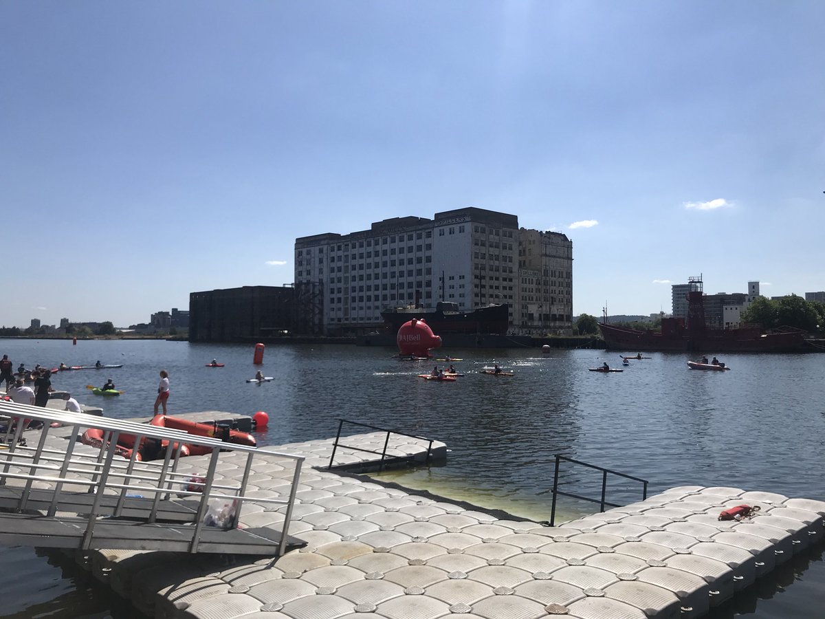 MPSSpecials's tweet photo. Two days at @TheLondonTri 🏊🏻‍♀🚴🏻‍♂🏃🏾‍♂for @MPSHackney Specials patrolling @ExCelLondon. Favourite spot was down by the water - Well done to all those who competed - Glad we didn’t have to in our hats, vests and boots! 😓 #GDMSC https://t.co/97M5zRnMBT