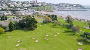 With great #Attractions such as > @WeFerryTorbay ⛴️ @BabbCliffRail 🚃@RivieraCentre 🏊‍♂️ @TorreAbbey Pitch & Putt #Golf ⛳️Course nearby, visit > marinerstorquay.com > BOOK DIRECTLY FOR OUR LOWEST PRICES BY ☎️01803 393743 - 6 Min from Beach 🏖️ @ERBIDCo @BoostTorbay