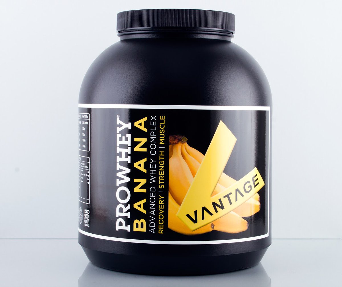 Vantage_SN's tweet photo. Who fancies winning a tub of Prowhey protein and a tub of Supergreens? If we get 1000 retweet’s then we will pick a name at random and they will win the prize 💪 #vantage_sn #workout #protein #gym https://t.co/MRJ9nIEyda