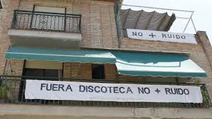 Todossomosgr's tweet photo. El #Ayuntamiento #granada permite #MACRODISCOTECA en #Casco #Historico #prohibido por #Ley. #Vecinos aseguran q iran a #Tribunales. Advirtieron por escrito a #Tecnicos y #politicos de #ilegalidad y #fraude de #Ley.Iran hasta el final piden #RESPONSABILIDAD.https://t.co/x6u3fxT0Hh https://t.co/yb1U9KWhwJ