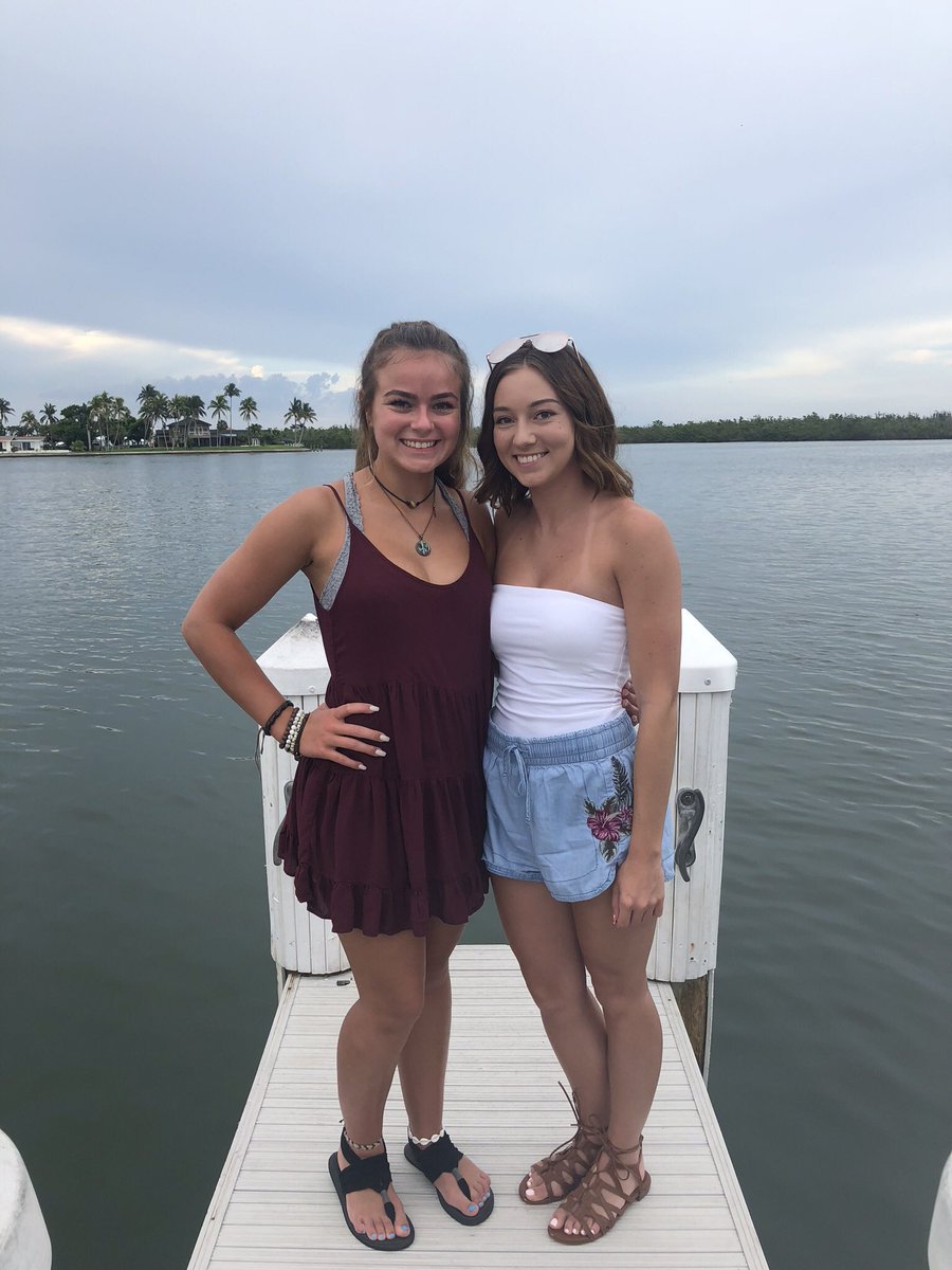 CailynRieser's tweet image. Happy National Sisters Day @erieser love you come home soon❤️ 4 pics could not describe how crazy we are together😂