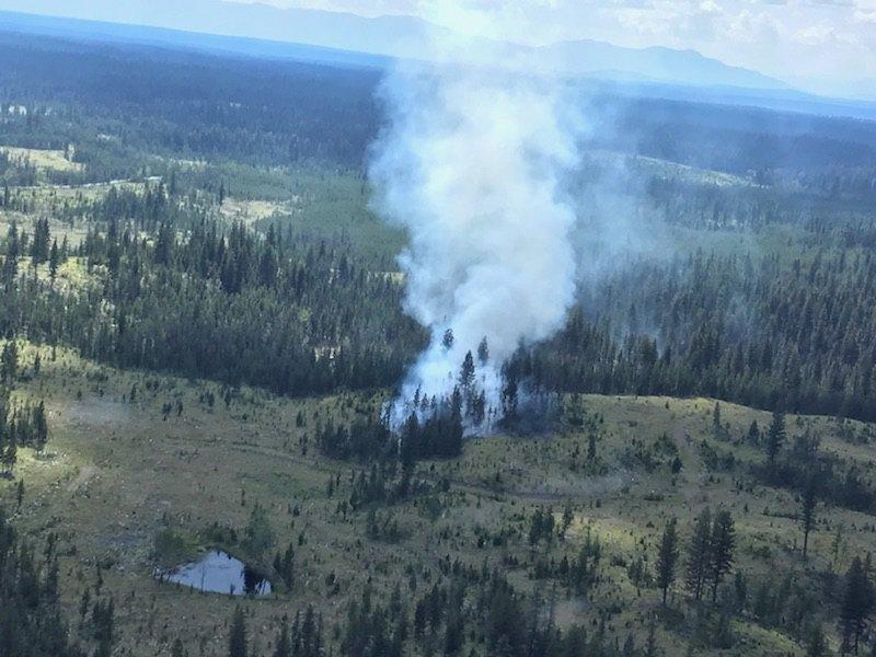 The BC Wildfire Service is responding to the ~1 ha Whale Lake #BCwildfire located northeast of Moose Valley Park. No structures or communities threatened at this time but the fire may be visible from #100MileHouse.