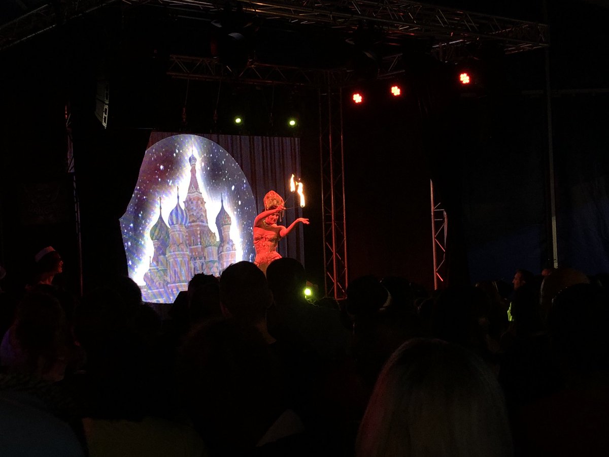 La soirée burlesque des #pinup d’#Alsace est en cours du côté du bar l’embuscade #FAVcolmar