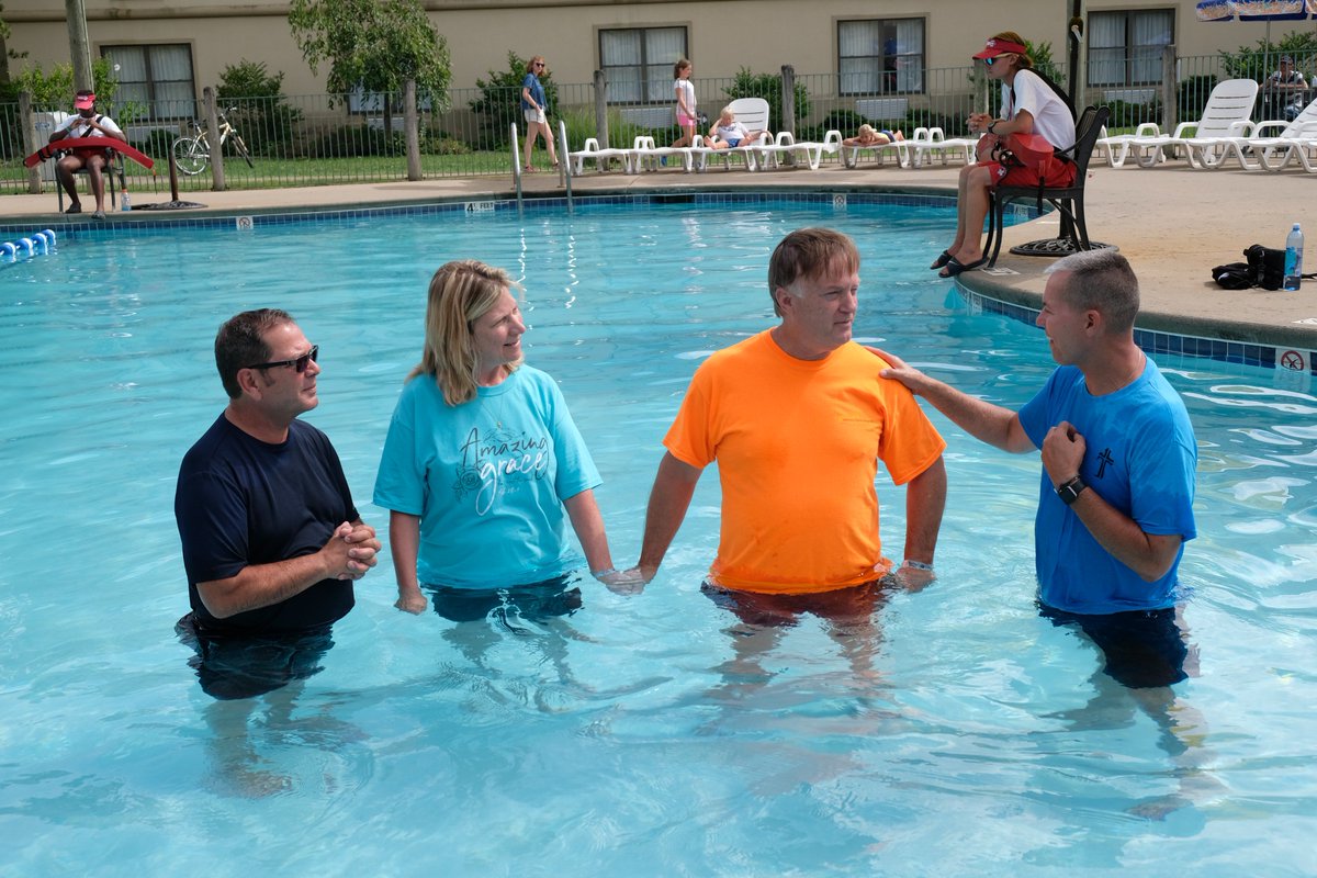 KingdomBound's tweet photo. We just uploaded photos from our #KB2018 baptisms to our facebook page! Check it out!
https://t.co/RychcBaPeR https://t.co/SopYhVKJjr
