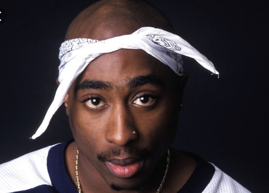 amylouu93's tweet photo. Always a question mark around whether Tupac is alive or not - He is literally playing himself in Unsolved! https://t.co/ORAjBcb1Du