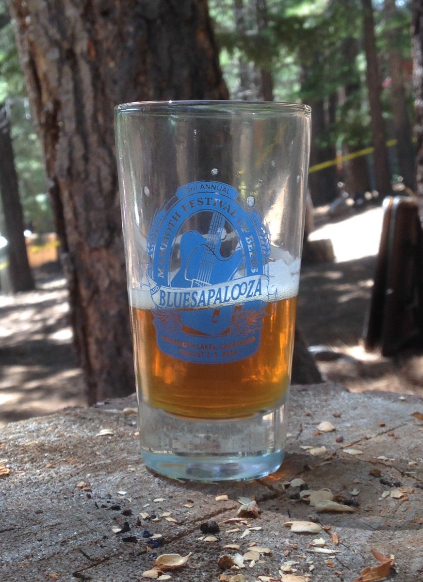 6 Rights double IPA, Beer Camp #152, from the venerable <a href="/SierraNevada/">Sierra Nevada Beer</a>, smells tropical (and a little smoky, as does everything up here, unfortunately) but tastes like west coast piney hops with passionfruit and oats or wheat. Quest to find more of this is on! #bluesapalooza