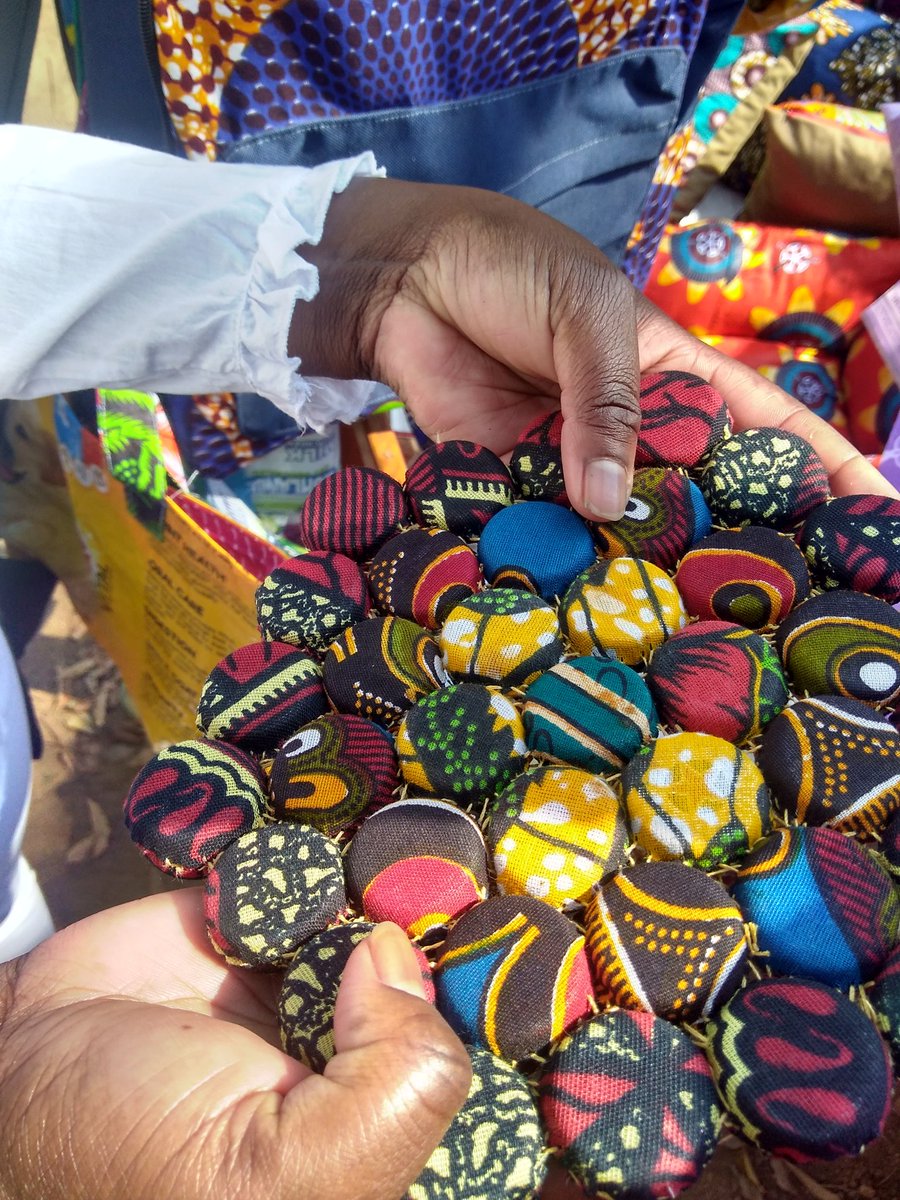 Carol_Marjo's tweet photo. Entrepreneurship in skills development plays a vital role in sustainable development
 @Blantyre Farmers Market
#localresources
#YouthDevelopment
#WomenEmpowerment https://t.co/309jnb7z1X