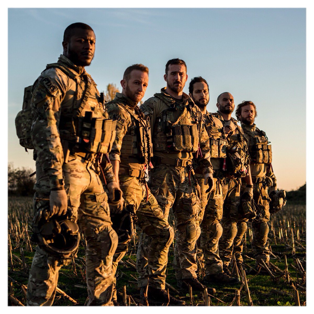 Dear <a href="/netflix/">Netflix</a>, please watch seasons 1 &amp; 2 of <a href="/SIXonHISTORY/">SIX</a> &amp; then you will realize that <a href="/HISTORY/">HISTORY</a> is making a HUGE mistake by canceling #SIX &amp; then you can pick up the show (with a devoted built-in audience) &amp; give the world the 3rd season that it wants!  #SaveSIX #SIXOnHistory