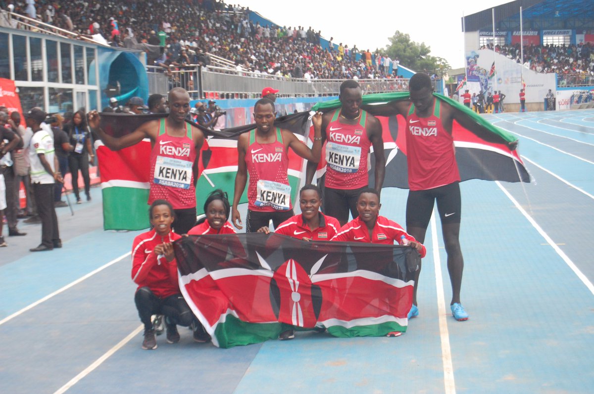 NGAthletix's tweet photo. We don't get to see this often, Team Kenya became men's 4x400m CHAMPIONS, ahead of South Africa (Silver) &amp; Nigeria (Bronze).

In the women's category, Kenya finished in 2nd place, with Nigeria taking the win.

#Asaba2018 https://t.co/rF7cQBXabA