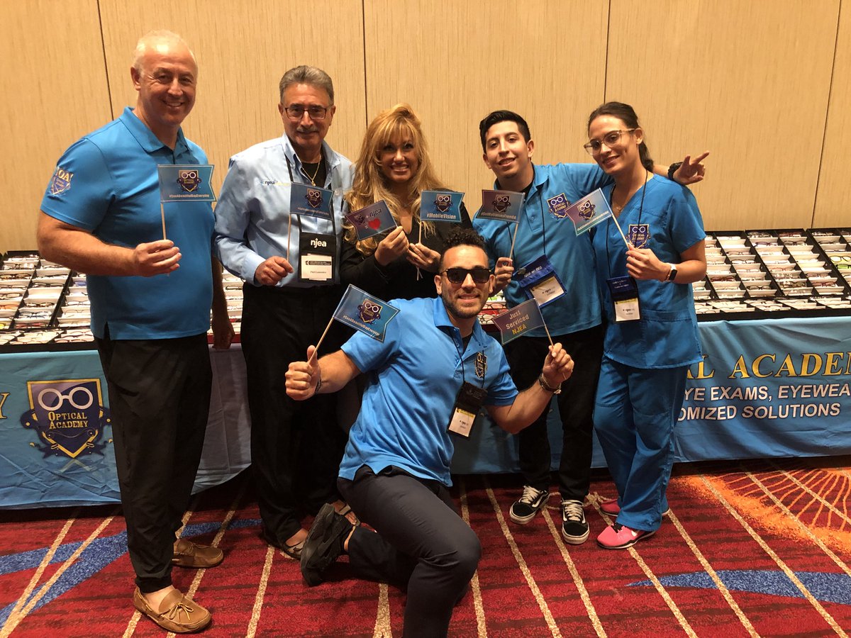 AbbyAyoub's tweet image. Not all superhero’s wear capes. Our superhero and true leader. A selfless man always helping his members receive the best! @NJEA 

#OpticalAcademy #SummerLeadership #NJEA #MemberBenefits #WorksiteVisionDirect #EyeExamAtwork #EyeGlassesAtwork