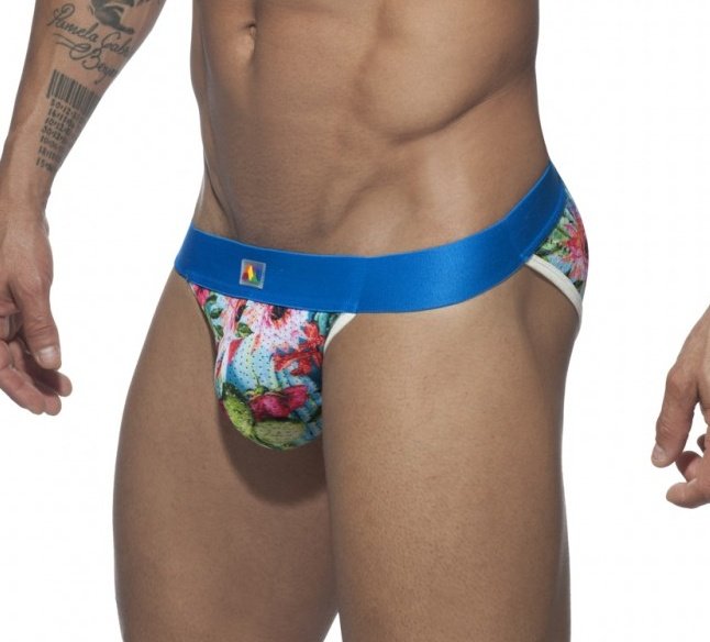underweargasm's tweet photo. National Underwear Day has to be celebrated with some new undies!
Ordered these from @EdgeAndFire
Don't forget, if you order to use coupon code JUNIOR10 (for a 10% discount).
#mensunderwear #edgeandfire #nationalunderwearday #undies #underwear #sexyunderwear https://t.co/cQn7G9uFDz