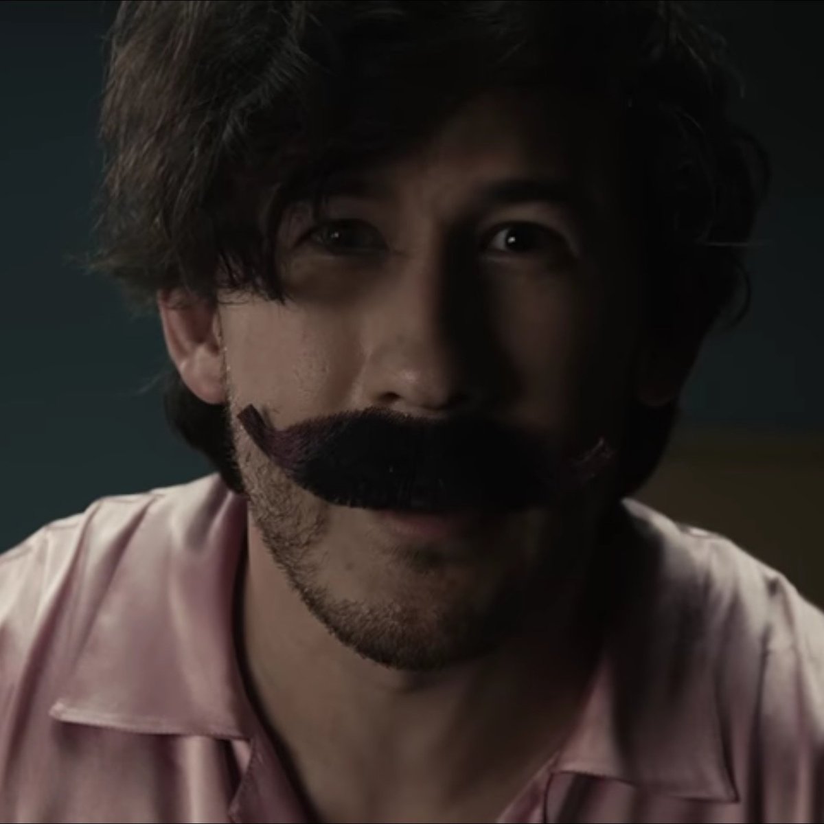 Insaneissms's tweet image. "Life Needs a little
                  Madness, eh Chap?"

-Descriptive/Non-Descriptive
-Doesn't remember his past all that much
-More information below
- ~ #OofiePoofie ~

Rt?