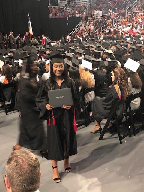 TexasState23's tweet photo. Jahnarri Nelson ( @DiaryOfNarri )
Major: Nursing
From: Port Arthur , Tx
#Txstate22 #TexasState22 #Txst22 https://t.co/6Oetxk0tRK