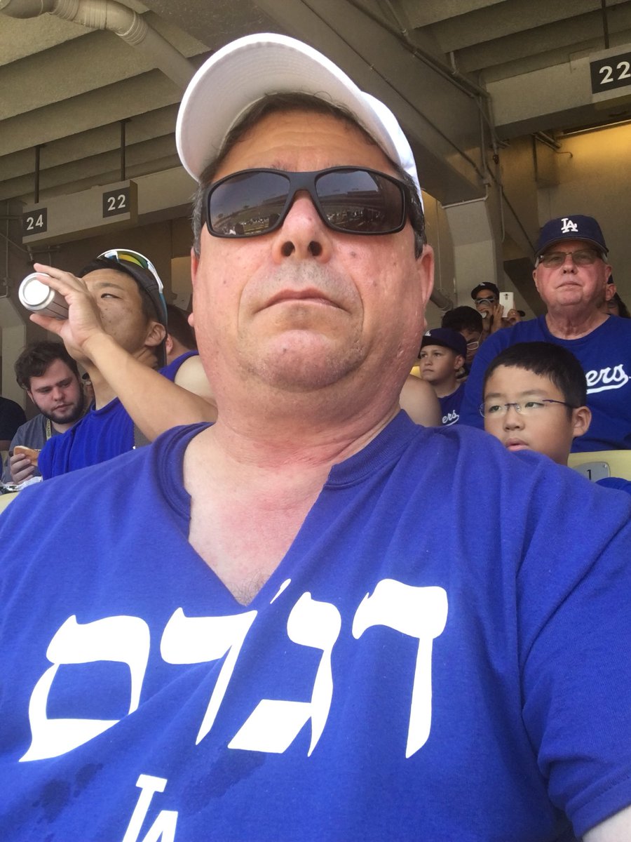 EricBauman's tweet photo. Beautiful afternoon at #ChavezRavine to celebrate #JewishCommunityDay while enjoying the LA @Dodgers - #GoBoysInBlue and remember thereโs a #BlueWave coming! https://t.co/0T9Pkeo8Vp