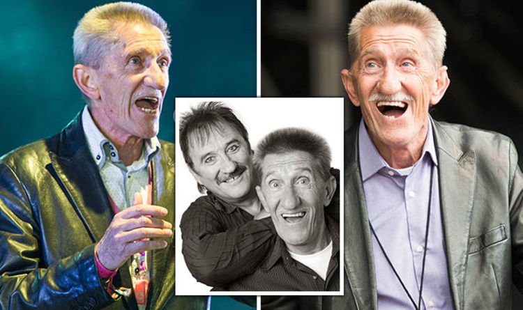 carterashley13's tweet photo. I just want to take this time to say that his death has been a massive shock to myself. I used to love watching the Chuckle Brothers on ChuckleVision, My favoutie child TV Show! May you 'Rest in Peace' #BarryChuckle #ChuckleBrothers #Chucklevision #ChuckleBrother #BarryElliot <3 https://t.co/rpudSR31HS