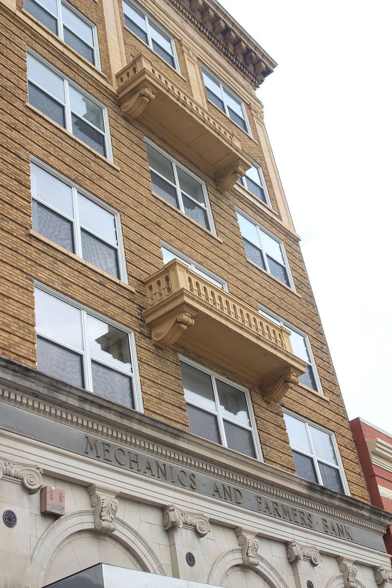 History_239's tweet image. Mechanic and Farmers Bank was established in 1907 by a group of 9 prominent business men led by R.B. Fitzgerald &amp;amp; W.G. Pearson.  The bank is still operating today, and the original bank still stands at 116 W Parrish St in Durham, NC.  #History239 #BlackWallStreet
#BlackExcellence