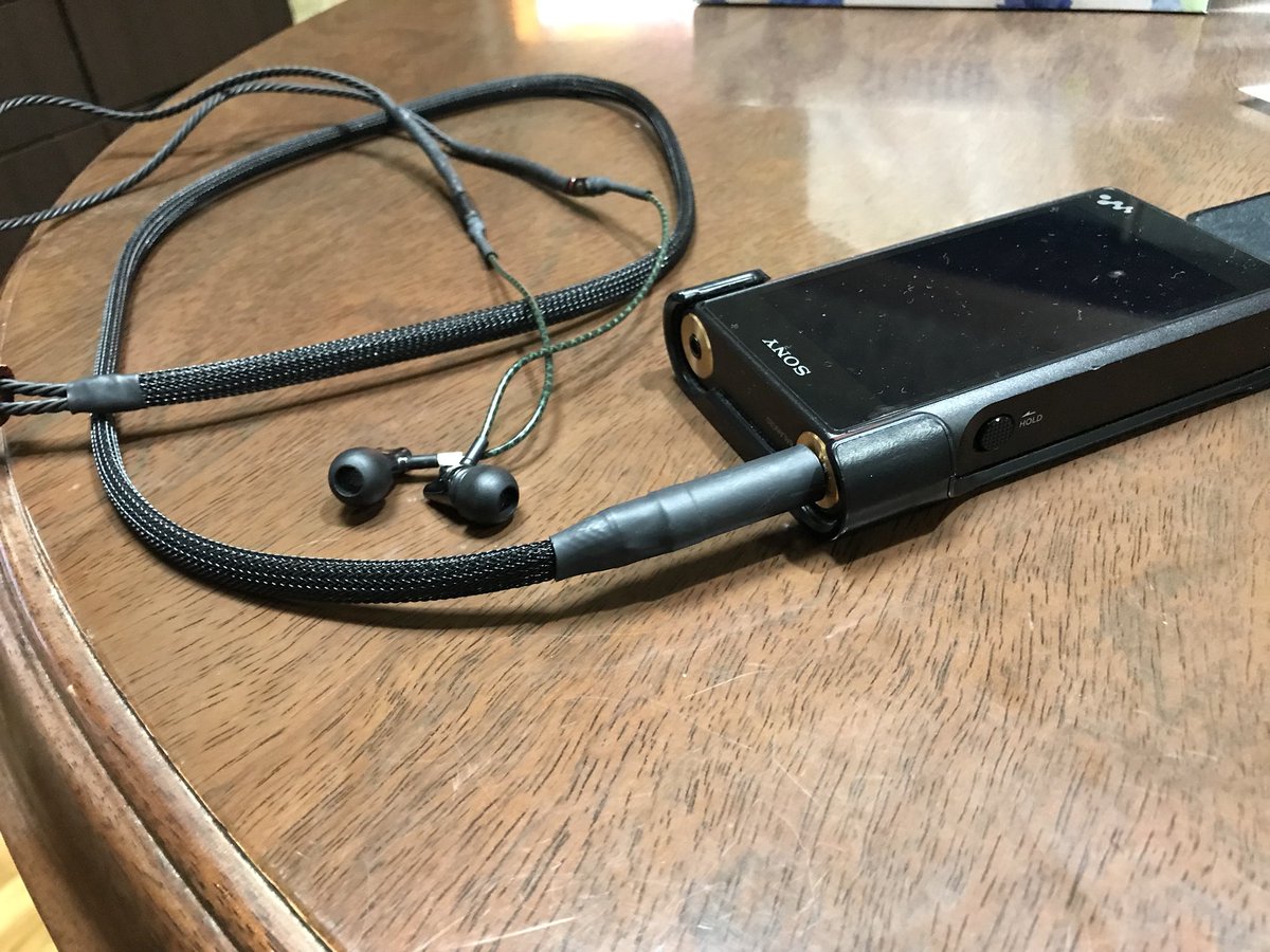 vEruvPGV5KyFNET's tweet image. wm1aとie800、upg0018芯メインで使ってます！
よろしくお願いします！