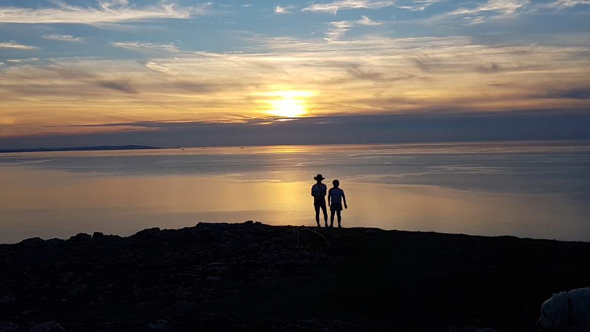 BooshPemberton's tweet image. A beautiful evening on #thegreatorme #llandudno #sunset @visitwales @summitcomplex @visitllandudno @GoNorthWales @dailypostwales