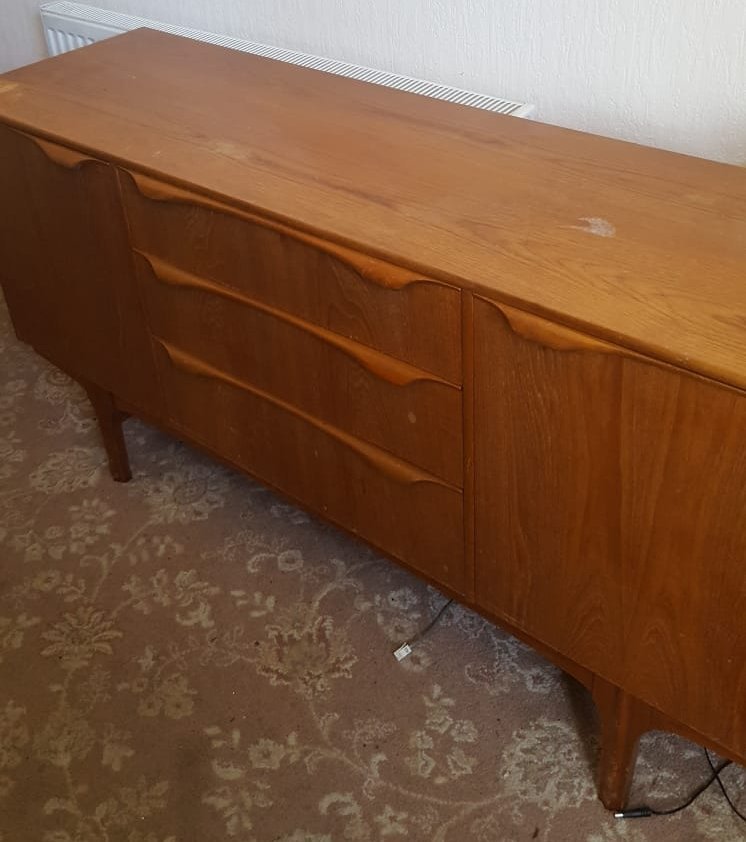 brownsresto's tweet photo. Mid century teak sideboard fully stripped and refinished. 
#restoration #vintage #MidCentury https://t.co/zTp3MbfdrF