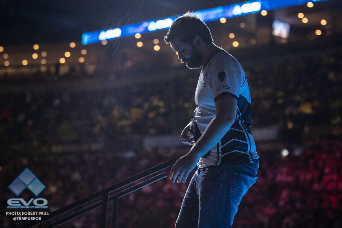 tempusrob's tweet photo. #EVO2018 https://t.co/yMyGe9NeFg
