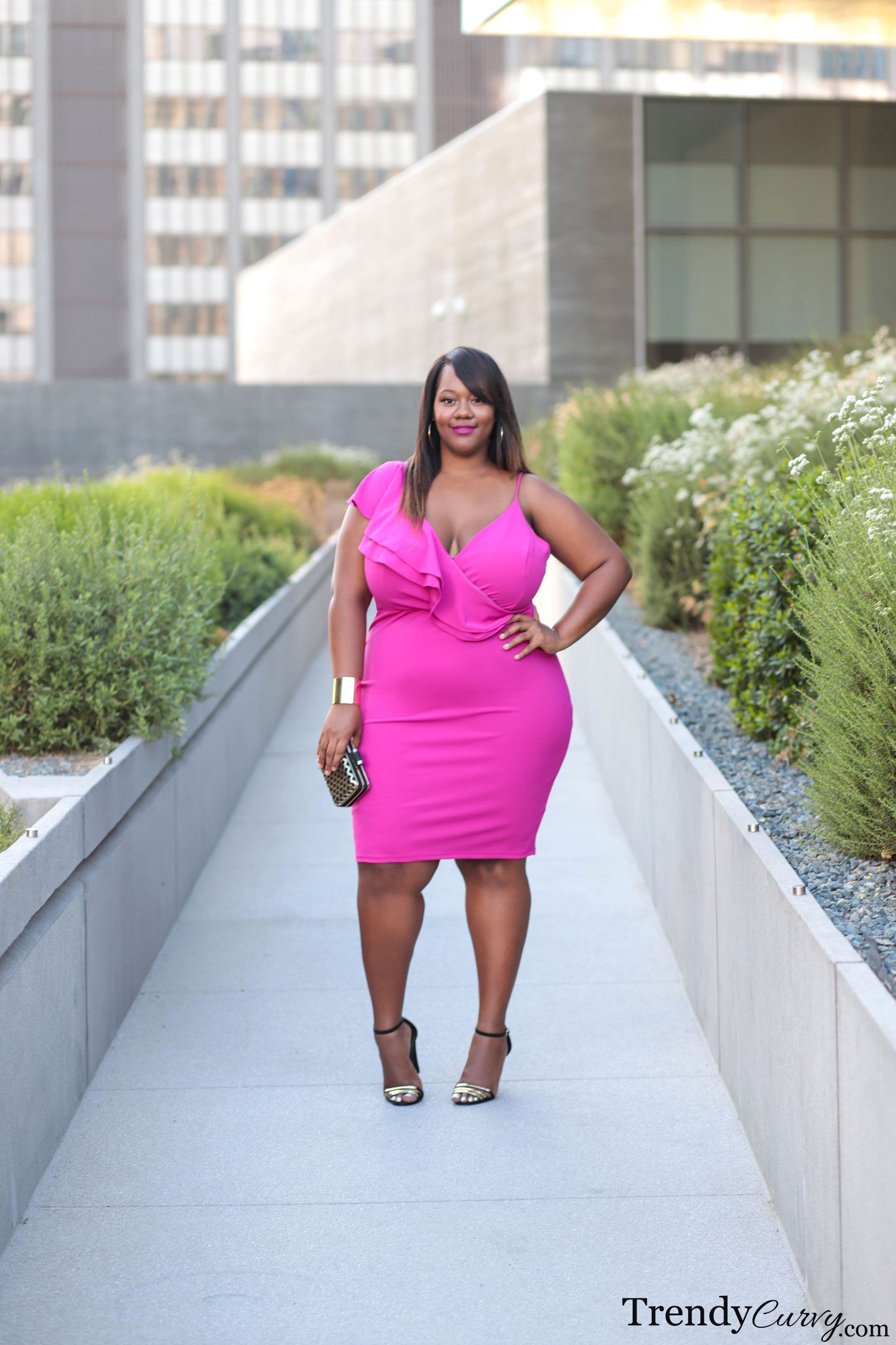 Summer In The City - Trendy Curvy