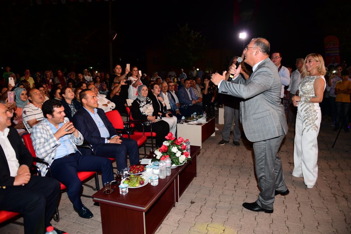 Ulu önderimiz #MustafaKemalAtatürk’ün Pozantı ilçemize gelişinin ve Pozantı Kongresi’ni yapmasının yıl dönümü etkinliklerine katılarak kıymetli sanatçı Yudum’a plaketlerini takdim ettik.