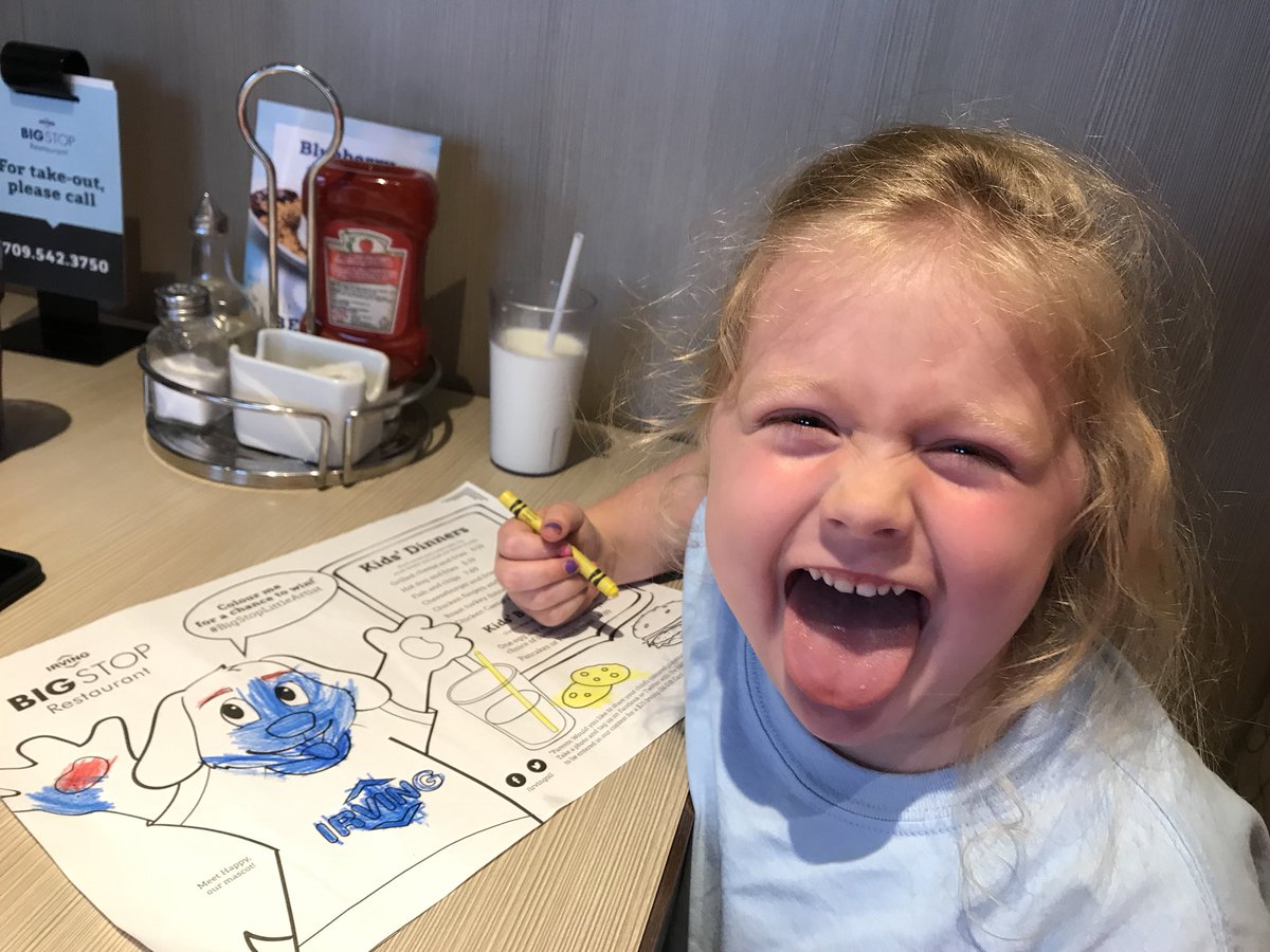 EdwardsElford's tweet photo. #BigStopLittleArtist  At the Goobies BigStop for supper https://t.co/SbQehdS1hk