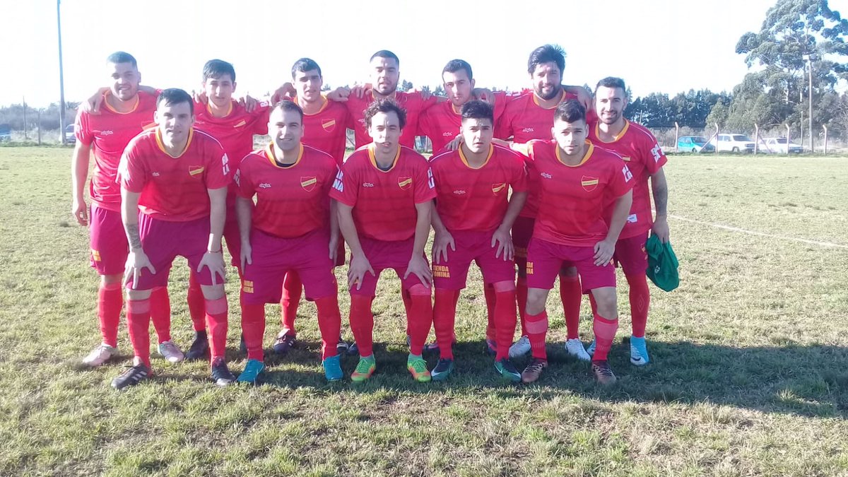 Resero_FC's tweet photo. Buen triunfo arriba Resero FC !!!! https://t.co/5XrdDAZT23