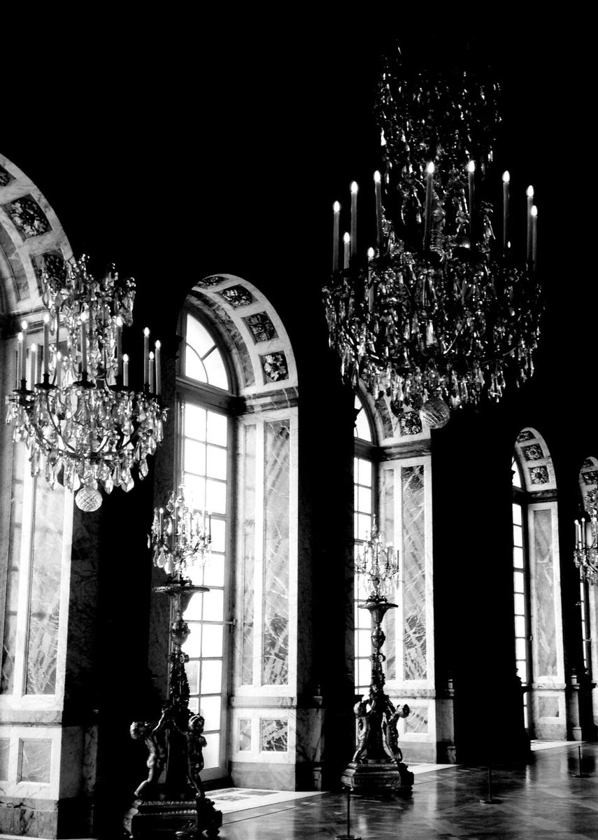 Atrasado mas entusiasmado!

#OpeningPartyFk #RevistaRouge #GoldenHearts