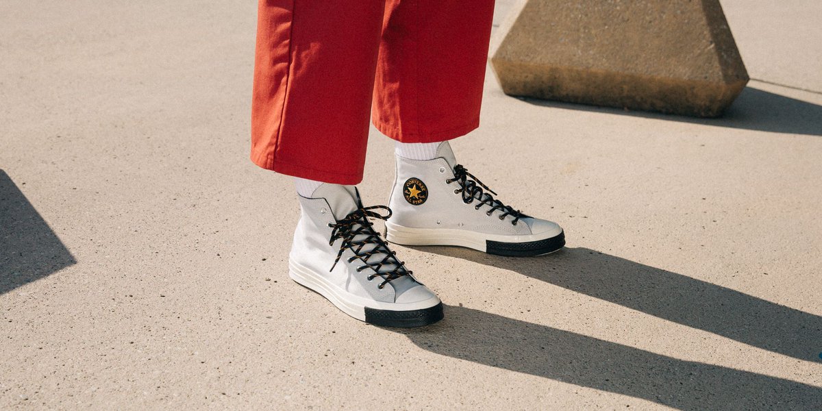 titoloshop's tweet image. #newarrival 💫

Converse Chuck 70 Hi ⚪️ Mouse/Turmeric Gold/Egret

SHOP NOW ➡️ bit.ly/2MgneyX

#converse #techtek #70chuck