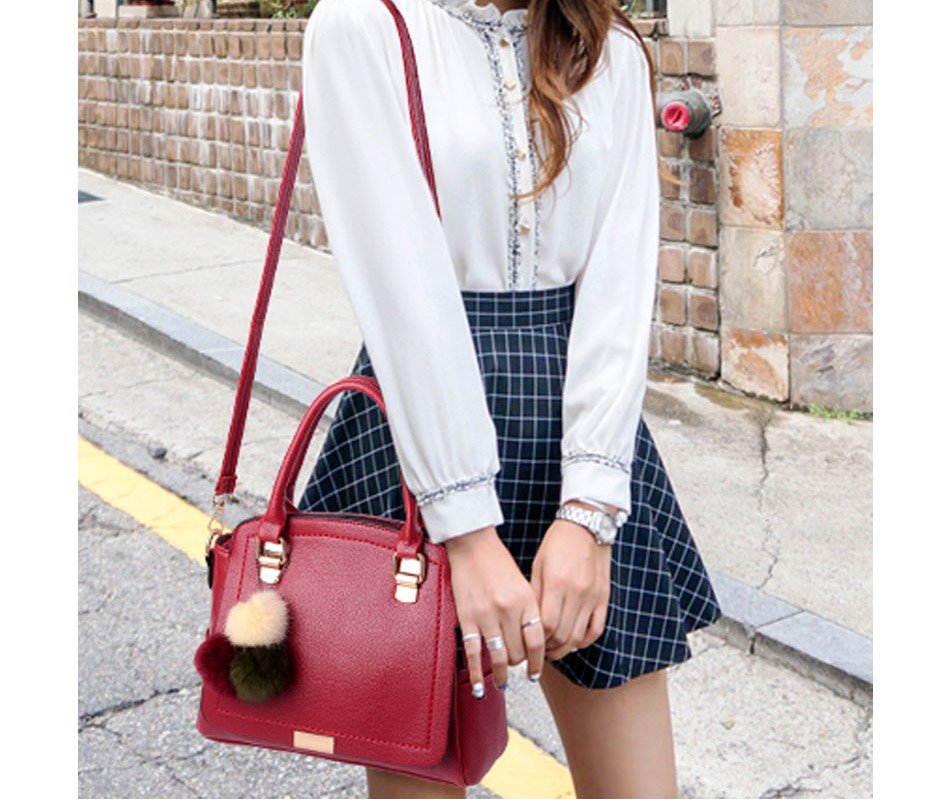 TheBagMagnet's tweet photo. Yay or Nay?

#handbags #handbaglove https://t.co/fInJgPHQzF https://t.co/vvzAdOQeFA