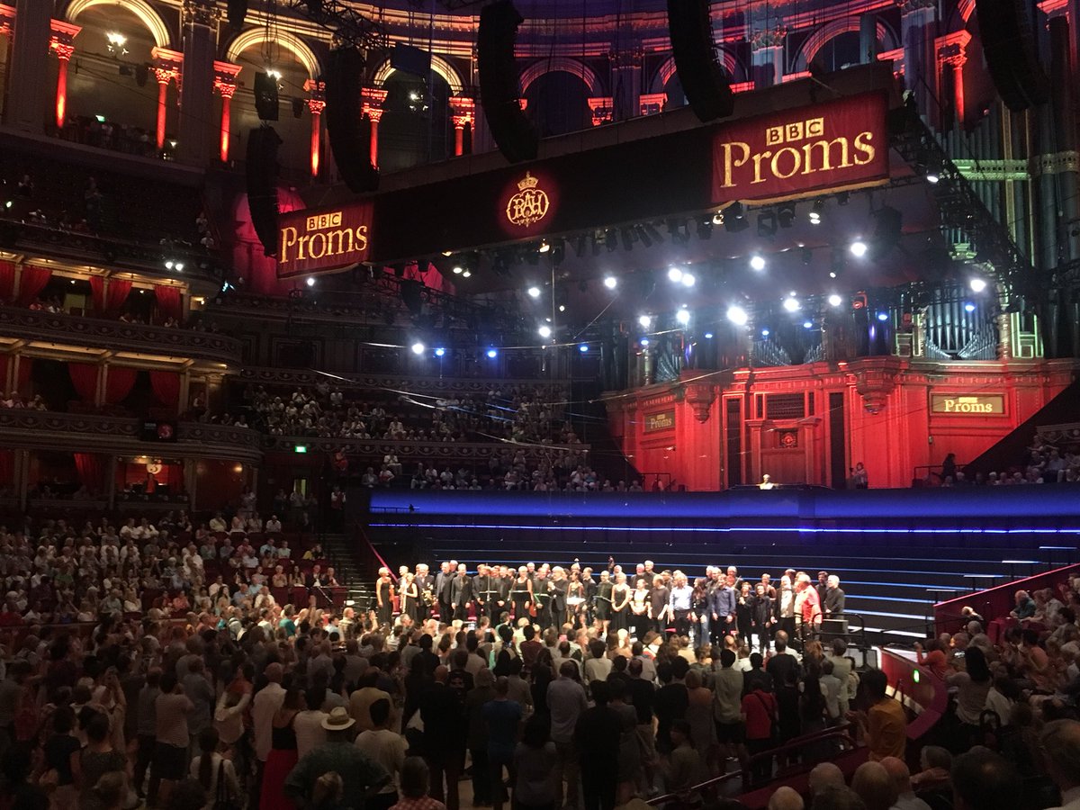 What a remarkable line-up of musicians from today’s @bbcproms! Such a treat to hear all six Brandenburg Concertos with contemporary responses from @TurnageTime, Anders Hillborg, Uri Caine, Olga Neuwirth, @brettdeanmusic & @mackeysteven. Two of my favourite concerts this season 🙌