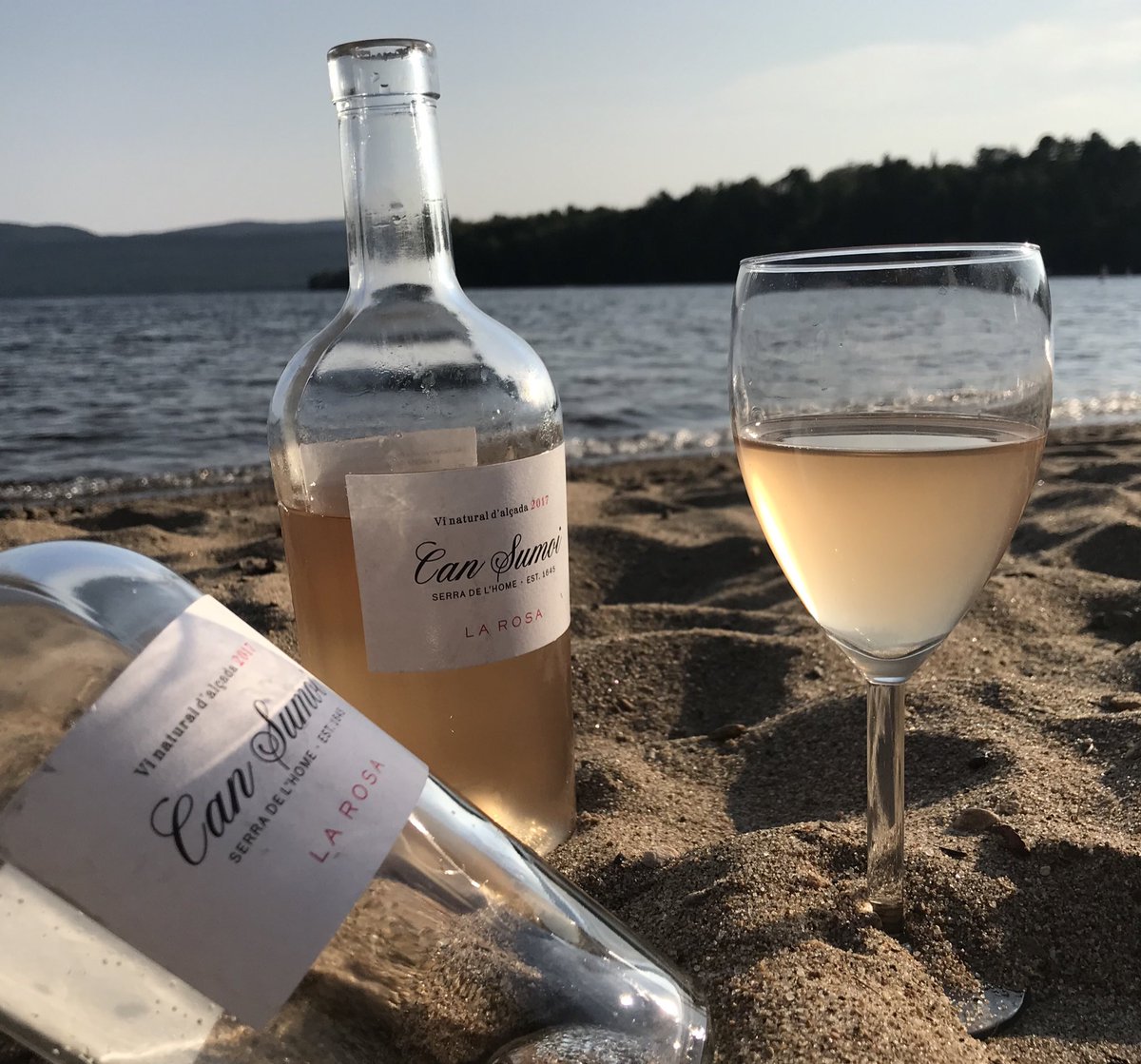Best rosé #wine of 2018 !!!!!!!! ‘ Can Sumoi 2017 ‘ Nothing better to share with my partner and family ! <a href="/RaventosiBlanc/">Raventós i Blanc</a>  <a href="/LeMarchandDeVin/">Le Marchand de Vin</a> <a href="/dopenedes/">DO Penedès</a> <a href="/ZoltanCsabaNagy/">𝐙𝐨𝐥𝐭𝐚𝐧 𝐍𝐚𝐠𝐲</a> <a href="/onceuponawine_/">ONCE UPON A WINE ®™ OFFICIAL</a> <a href="/winewankers/">The Wine Wankers 🍾🤛🎉🥂</a> <a href="/wineworldnews/">wineworldnews</a> @wine_soif <a href="/spanish_wl/">Spanish Wine Lover</a> <a href="/TheWineHub/">L Alberto #winelover</a> <a href="/WineLovers_Unit/">Winelovers Unite!!</a> <a href="/AfonsoV_/">Victor Afonso</a>