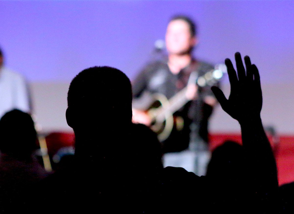 SonRiseC's tweet photo. Music brings joy. Music brings hope! Music brings comfort! Singing praise to our God is such a beautiful way to honor Him. Join us each Sunday at #SonRiseChurchCincinnati to worship and praise God through song! We can't wait to sing with you! #NextStepsWithJesus https://t.co/ru2Z2CDibv