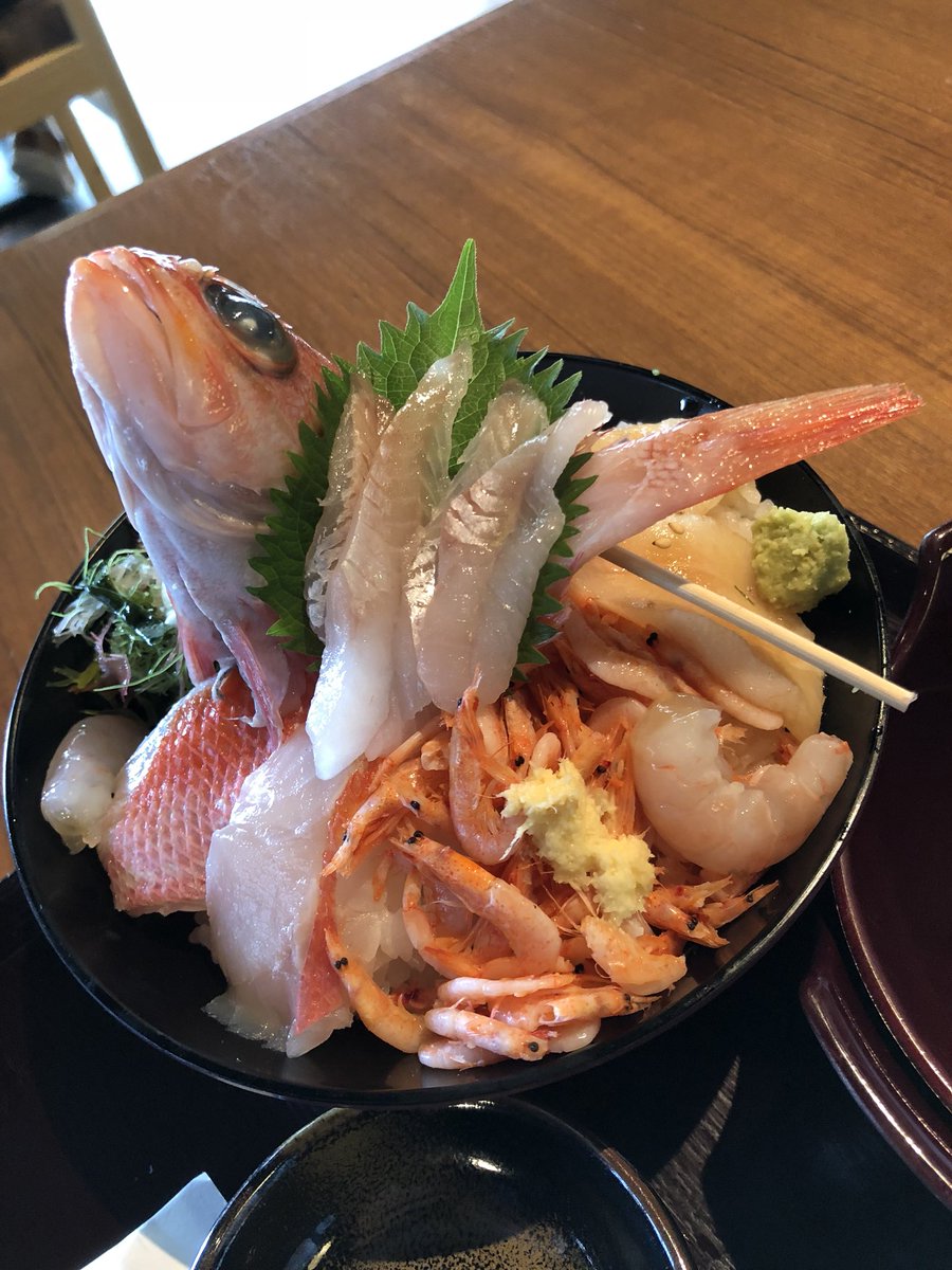 爬虫類BAR OUROBOROS on Twitter: "海鮮丼 佐政 深海丼(๑˃̵ᴗ˂̵) #海鮮丼佐政 #深海丼 #沼津湾… "