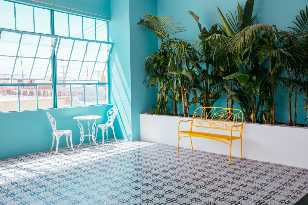 uscout_com's tweet image. Another New Listing Alert: 4 Versatile Stages For The Price Of One! 

Large beautiful space for creatives to come and create great content! This 2,400 sq ft. space has 4 large stages within one studio. 

#DTLA #LosAngeles #Photography #Photographystudio #film #studio #location