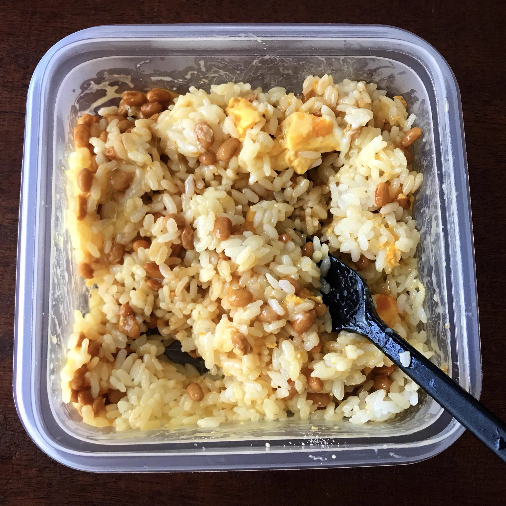 簡単で美味しすぎる納豆チャーハンが話題！フライパンもいらないなんて神